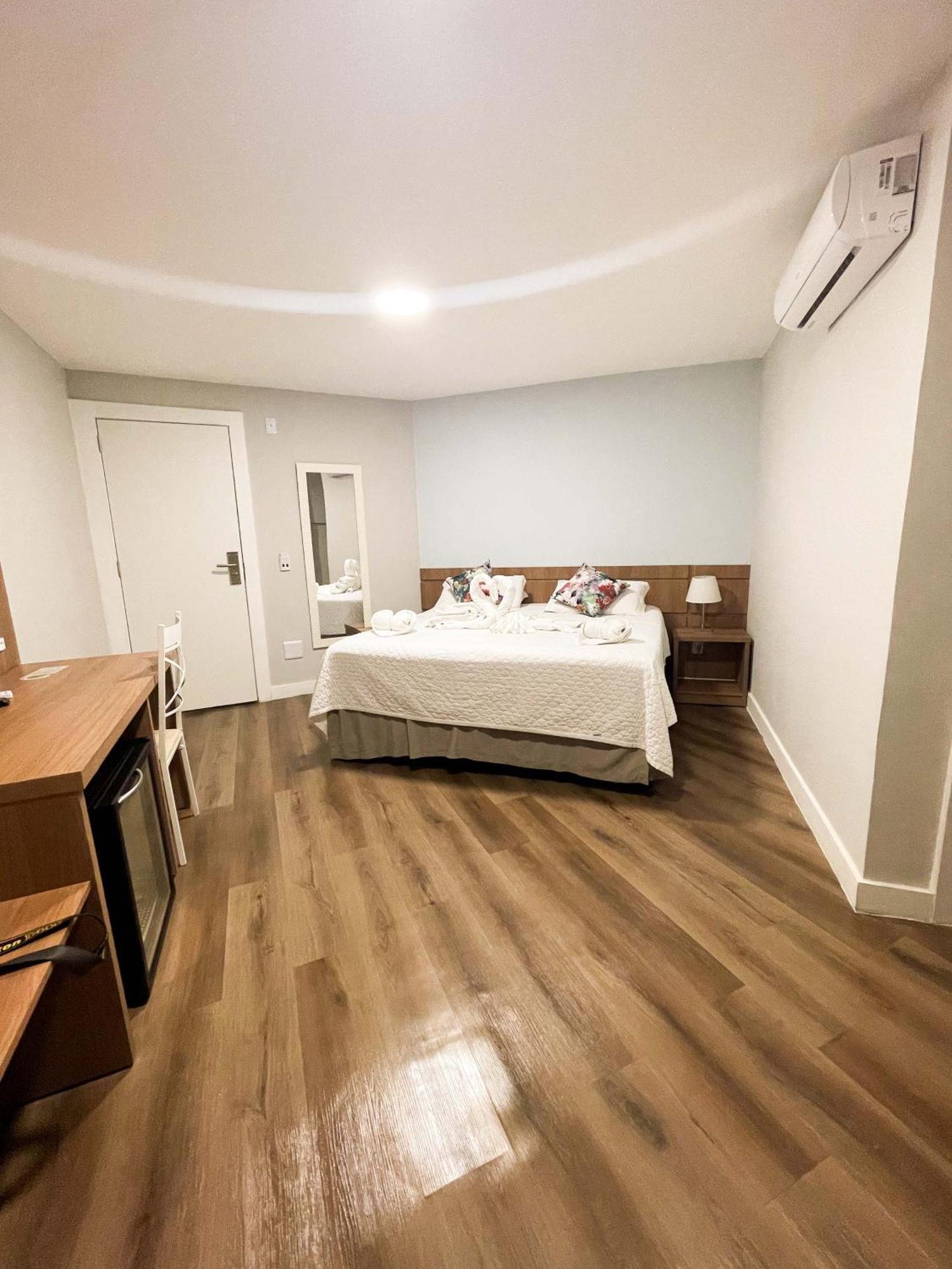 Hotel Athos