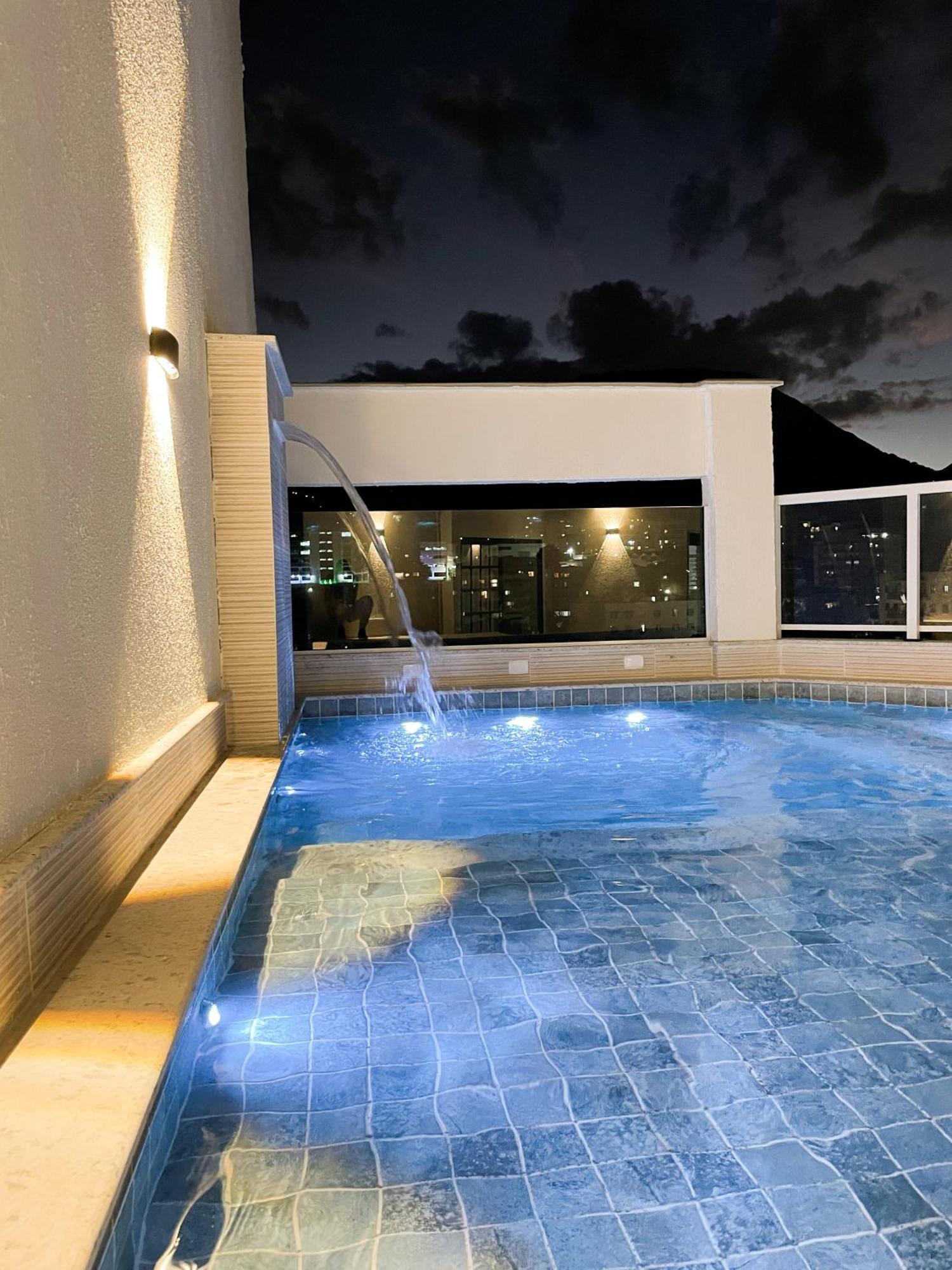 Hotel Athos 3*